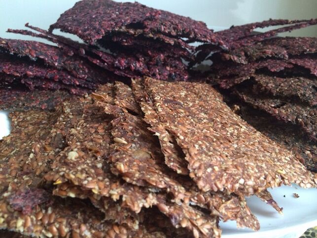 The method of making flax chips for the Dukan diet